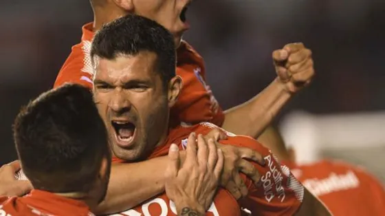 Independiente finalista: Los mejores memes dedicados a Racing