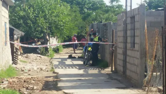 Quemó y enterró a su hija en el patio de su casa