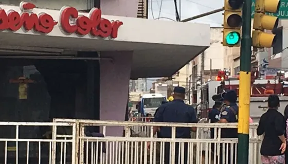 Volvieron los bomberos a la colchonería incendiada ¿Qué pasó?