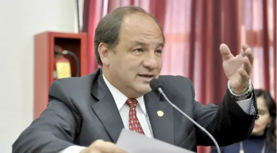 Debates públicos: "Si no es obligatorio, queda en una simple iniciativa"