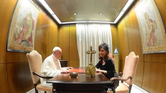 No hay registros de los regalos que recibió Cristina Kirchner y el Gobierno analiza denunciarla por peculado