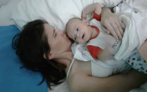Una argentina da a luz en coma y despierta tres meses después