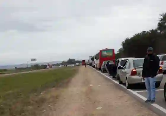 Comerciantes de Orán piden una solución al conflicto de los docentes