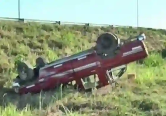 Mañana accidentada en Salta: una camioneta volcó en Circunvalación Sureste