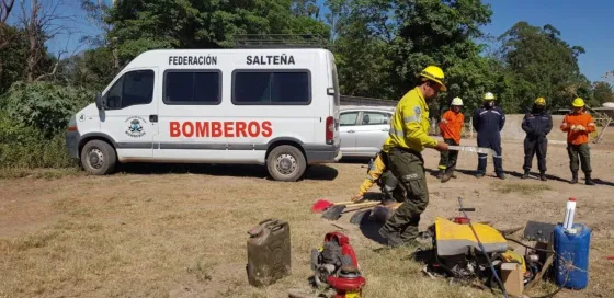 Para combatir los incendios, forman nuevos brigadistas forestales para Orán