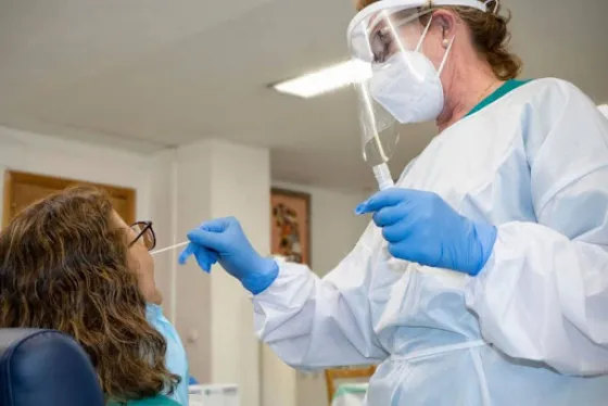 ¿Nos relajamos? Cada vez hay más casos de la variante Delta en Salta