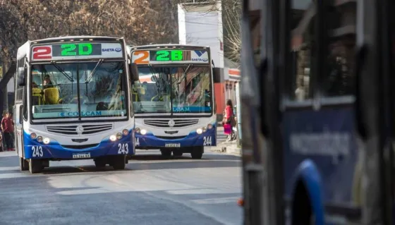 Sin marcha atrás: a qué hora comenzará el paro de colectivos en Salta