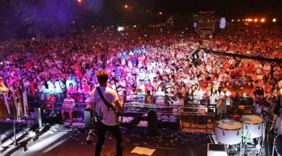 El COE eliminó la restricción de aforos y se habilitan los eventos masivos cerrados