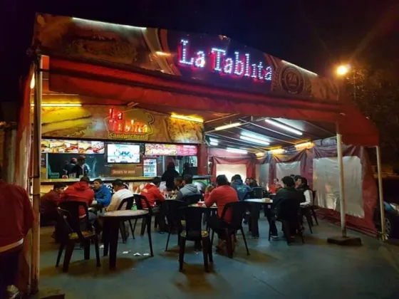 Robaron a punta de pistola una conocida sanguchería de zona sur