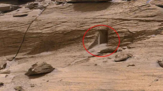 ¿Aliens? Qué es la "puerta" que apareció en Marte