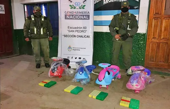 Transportaban droga oculta en andadores infantiles