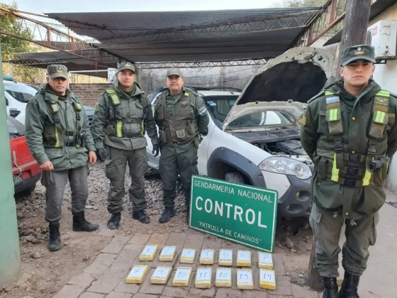 Pichanal: Tenía 15 kilos de cocaína escondidos en el auto