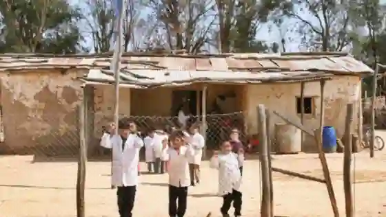 Desde el 1 de agosto se sumará una hora de jornada escolar en escuelas rurales