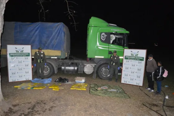 Narcotráfico: Gendarmería secuestró 102 kilos de cocaína