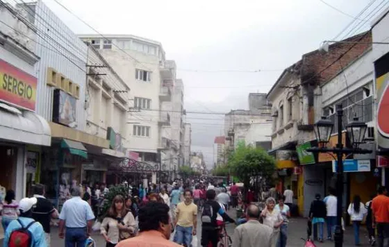 El lunes 26 no abrirán supermercados y locales comerciales en Salta