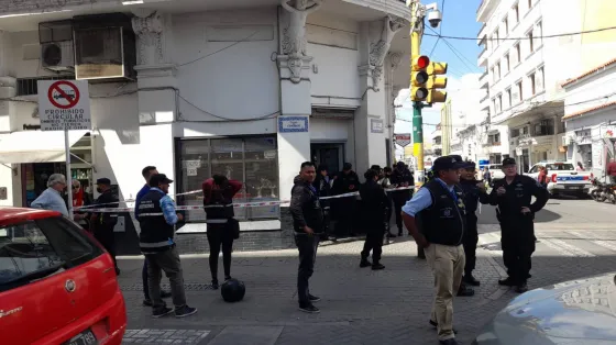 Urgente: Encontraron a una mujer sin vida en una conocida joyería céntrica