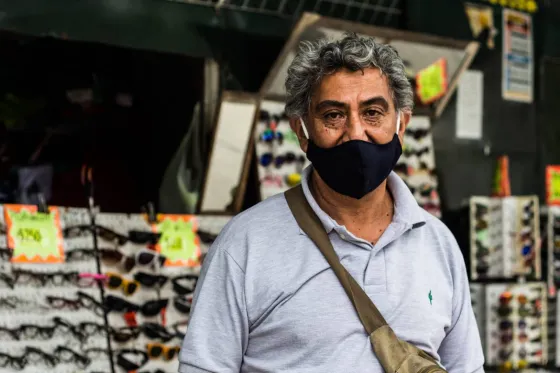 Puesteros del Parque San Martín le respondieron a la Muni: "Nosotros vamos a seguir acá"