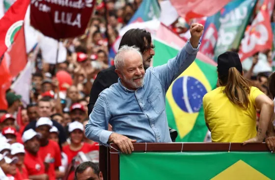 Lula le ganó a Bolsonaro y es el nuevo presidente de Brasil