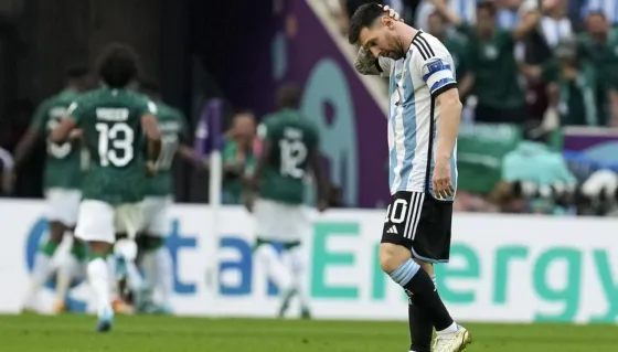 ¿El 10 se achica en los mundiales?: Messi la "pecheo" nuevamente