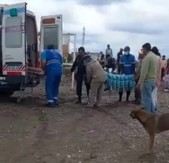 “Fue un descuido de los obreros”: La Municipalidad habló tras el accidente del puente río Arenales