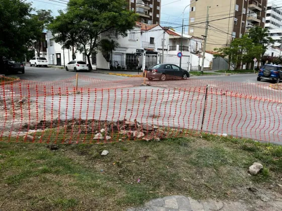 Avanza el arreglo de calzada en Av. Belgrano y Coronel Suárez