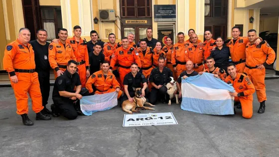 32 socorristas argentinos viajan a Turquía para ayudar en el rescate