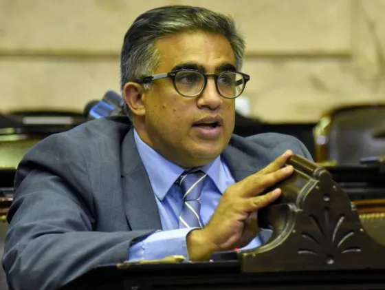 Nanni firmó el pedido especial para sesionar por los créditos uva