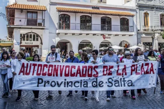Continúa la lucha de los trabajadores de la salud y los docentes