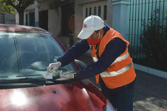 Desde el lunes, el estacionamiento medido costará $130