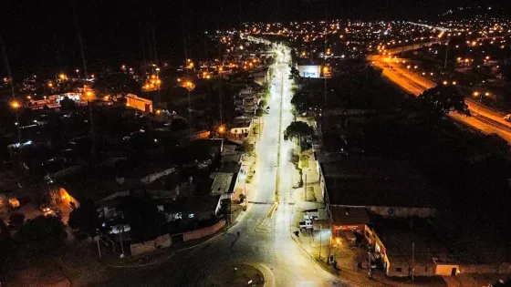 Finalizó la instalación de luces de LED en las avenidas Delgadillo y Jujuy