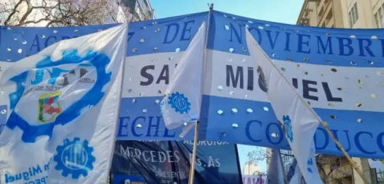 UOM: hubo acuerdo salarial trimestral con bono incluido