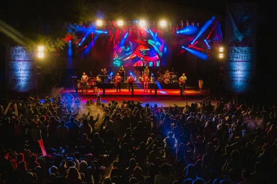 Convocan a artistas cafayateños para participar en la 50ª edición de la Serenata a Cafayate