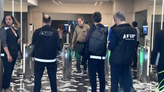 Allanaron "la mayor cueva de la city porteña"