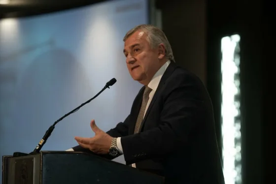 El gobernador Gerardo Morales fue internado por una infección