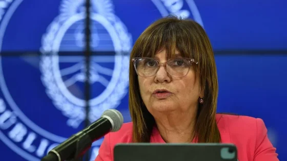 Bullrich abrió un mail para recibir denuncias ante "amenazas" por el paro de la CGT