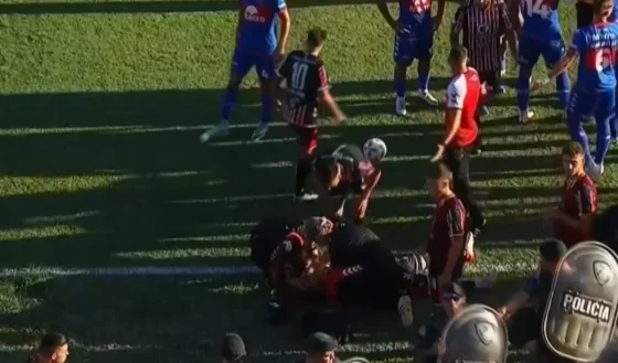 Tigre vencía a Chacarita y el partido se suspendió por un botellazo