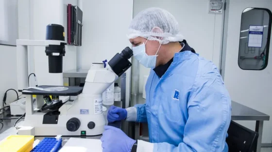 Ganadores del Nobel le advirtieron a Milei: "Cancelar la ciencia argentina sería un grave error"