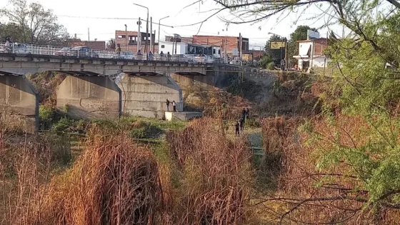 Se investiga la muerte violenta de una mujer en Santa Lucía