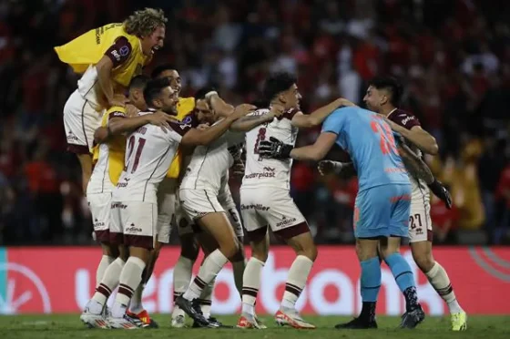 Lanús se hizo fuerte en Colombia y pasó a las semifinales de la Copa Sudamericana