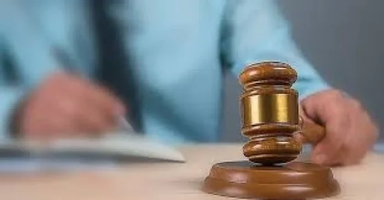 Chofer de larga distancia condenado por someter a tocamientos a una mujer hipoacúsica