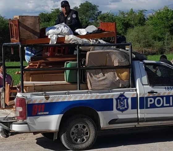 Violento desalojo de familia campesina en San Carlos