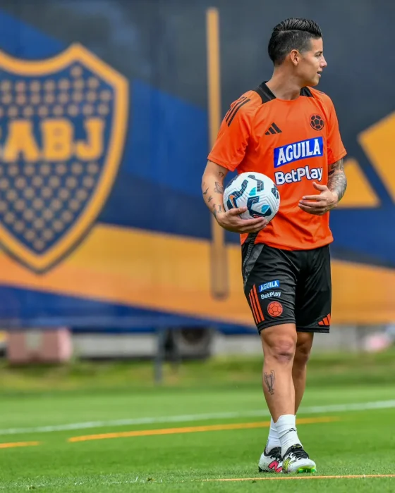 Mauricio Serna quiere a James Rodríguez en Boca: “Sería un sueño”