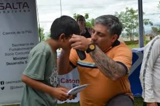 Más de 100 niños recibieron anteojos en la capital salteña