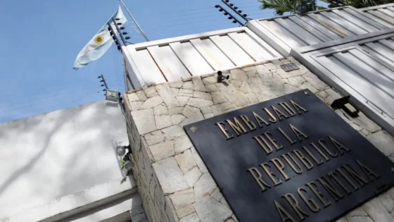 Argentina denunció ante la CPI al Gobierno de Maduro por el asedio a la embajada en Caracas