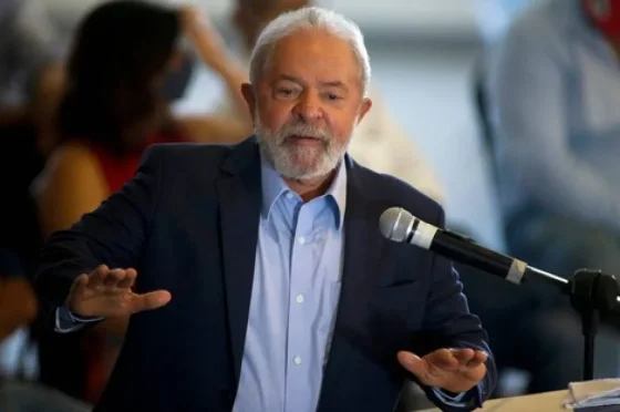 Lula fue operado de urgencia por una hemorragia intracraneal