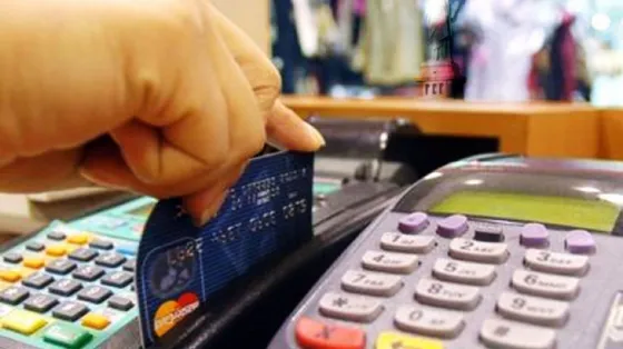 A partir de mañana se deberán exhibir precios de contado y financiados