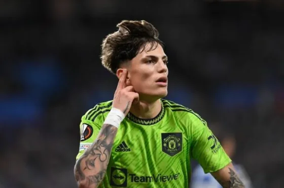 Manchester United rechazó la oferta de Napoli por Garnacho