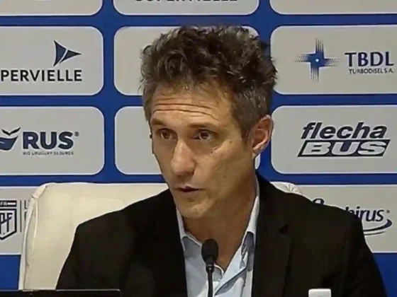 Guillermo Barros Schelotto es nuevo director técnico de Vélez