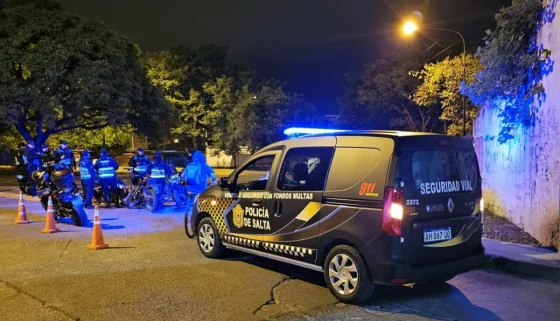 Seis motociclistas infraccionados por realizar picadas