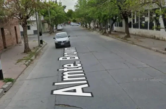 Un sector de la calle Almirante Brown cambió de sentido